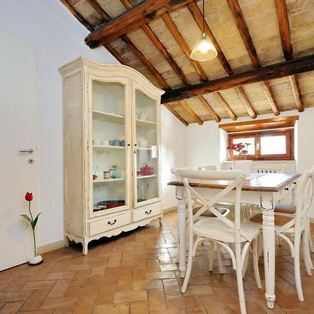 Piazza Mattei Elegant Apartment | Romeloft Экстерьер фото