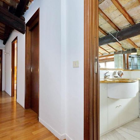 Piazza Mattei Elegant Apartment | Romeloft Экстерьер фото